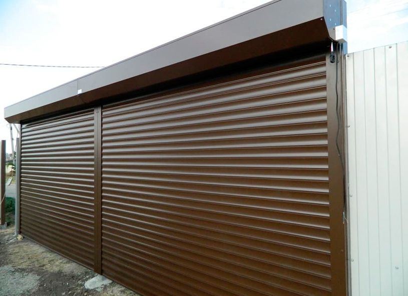 Установка гаражных ворот