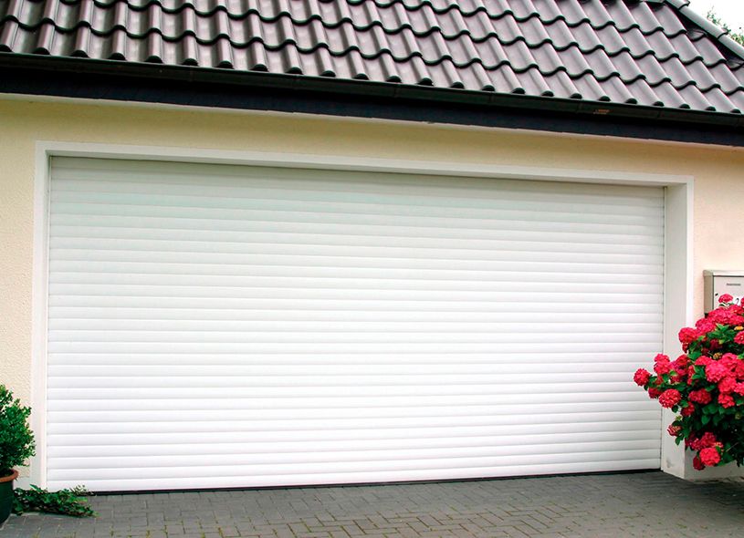 Установка гаражных ворот
