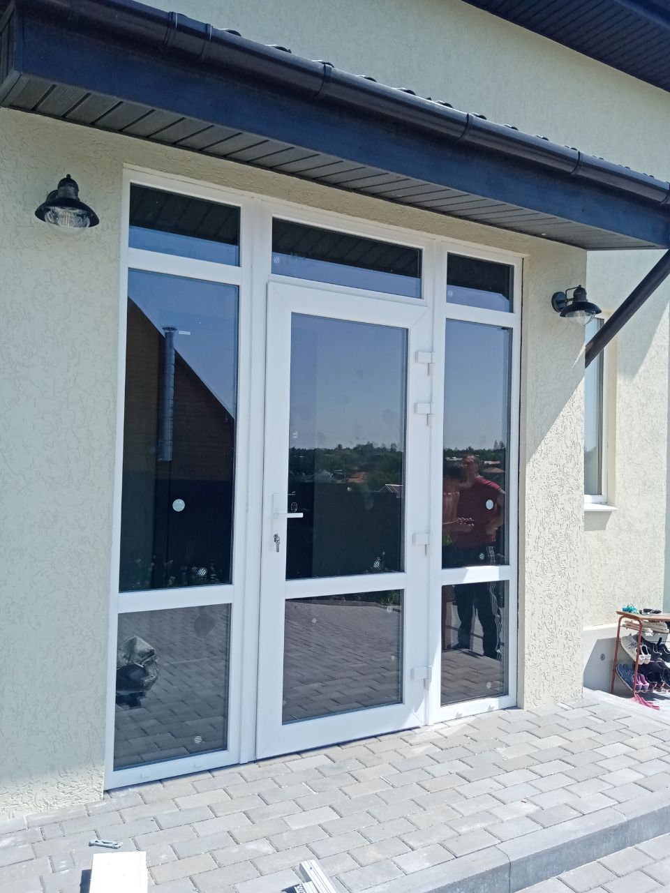 Установка пластиковых дверей Melke